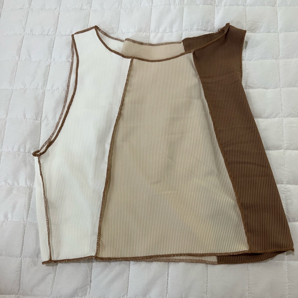 Cute brown top